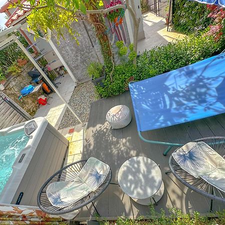 Beachfront House With Private Jacuzzi And Garden Zadar Exterior foto